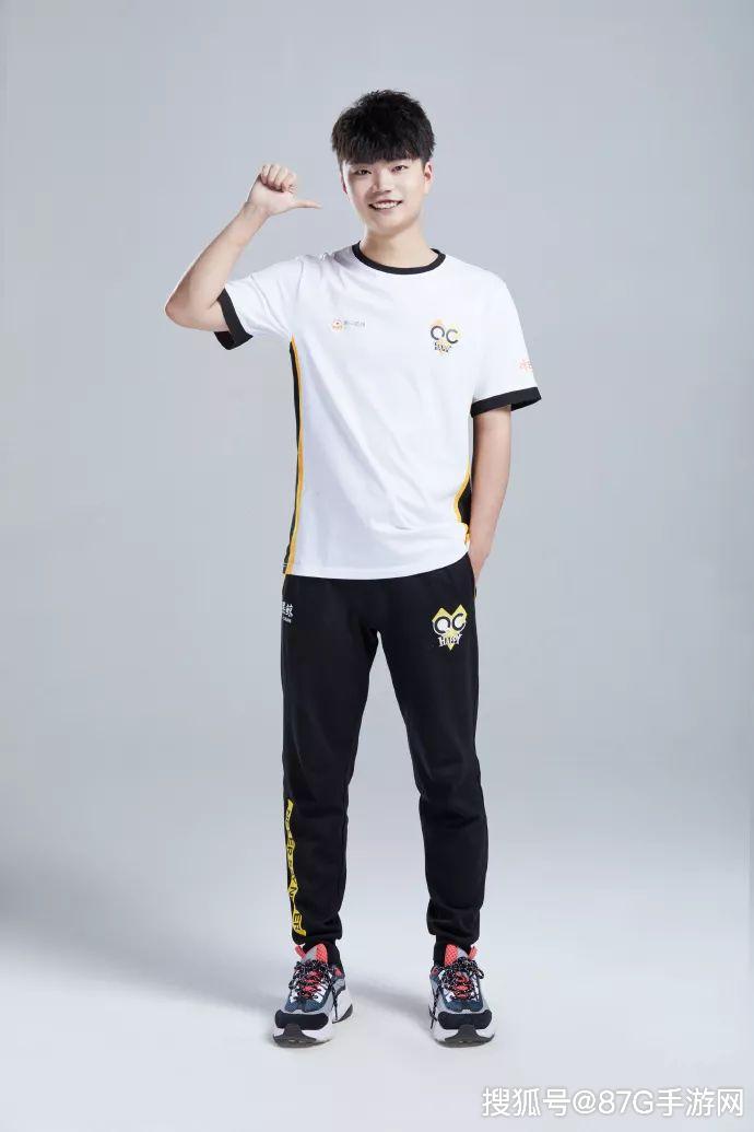 mojo的中路打的确实是可圈可点,但是能用张良拿下三杀倒是很少见,毕竟