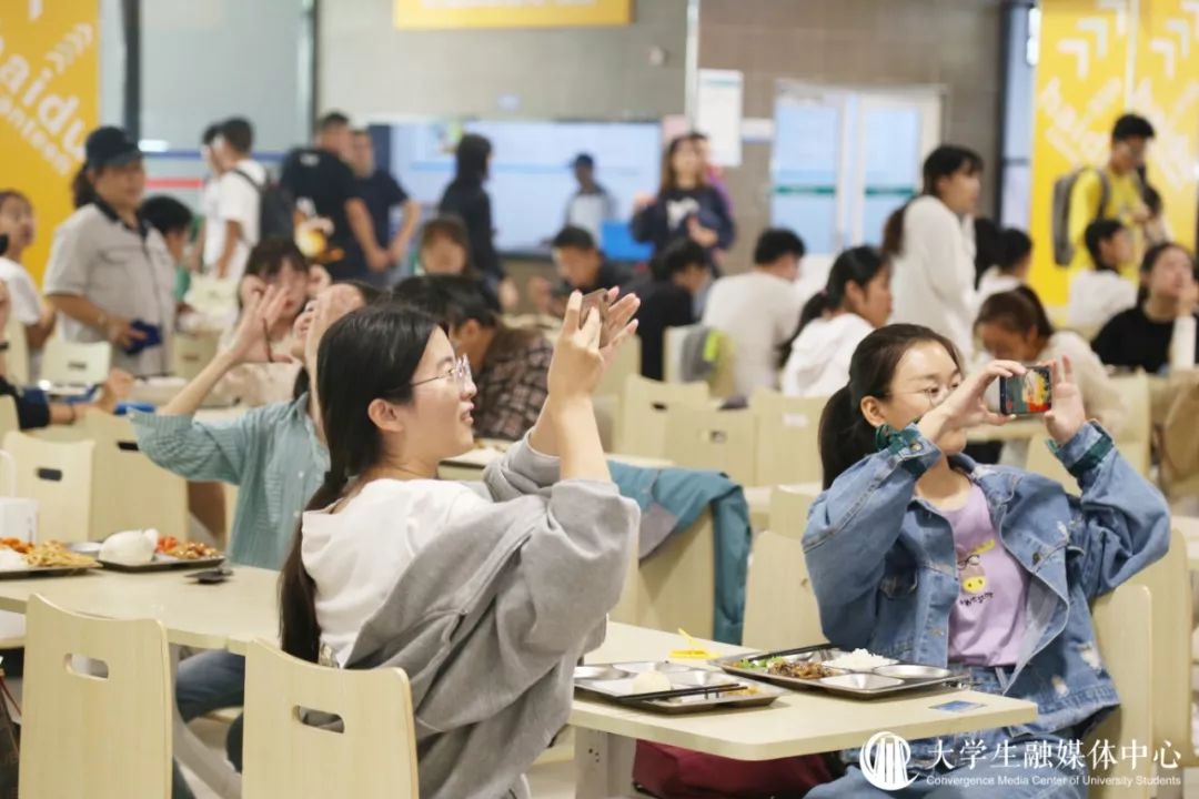 山东高校向祖国告白青春快闪看青岛农业大学的告白style