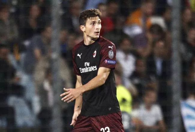 卡尔达拉丨球队利益高于一切,希望米兰早日走出困境