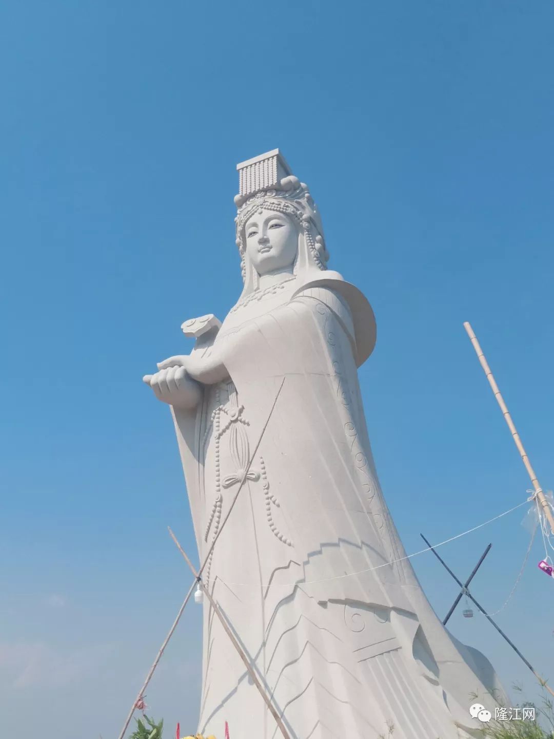 惠来第2座妈祖,位于钓石山顶妈祖神像那古老的石桥,依然保存完好!