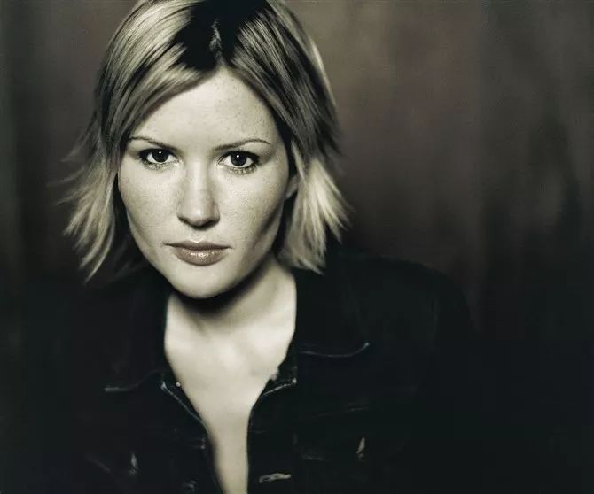 倾听蒂朵的歌唱下