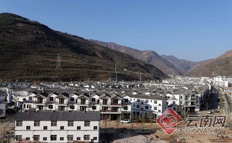 云南的怀抱里昭通的山是这样的