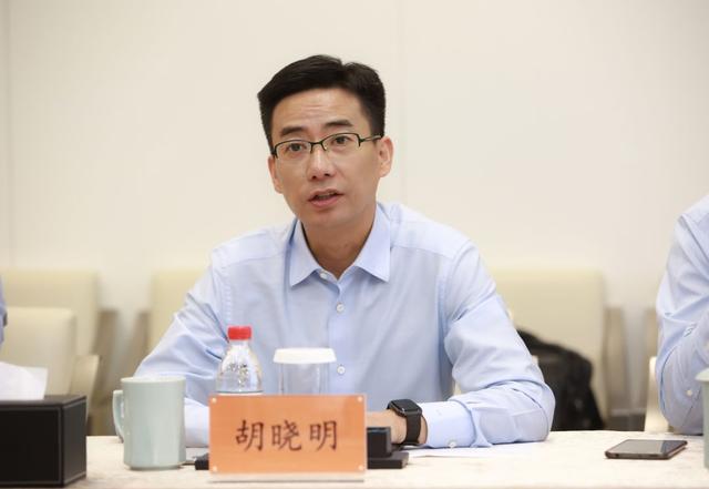 签约仪式上,蚂蚁金服集团总裁胡晓明表示,国内居民对于理财有着巨大