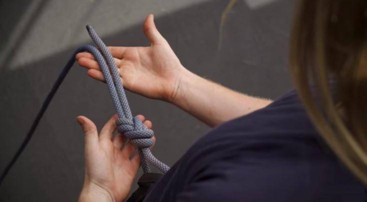 想玩攀岩先学会绳子怎么打结5种主流打结方法带走