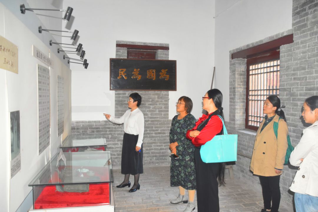 冠县武训实验小学到中共鲁西北地委旧址纪念馆开展革命传统教育