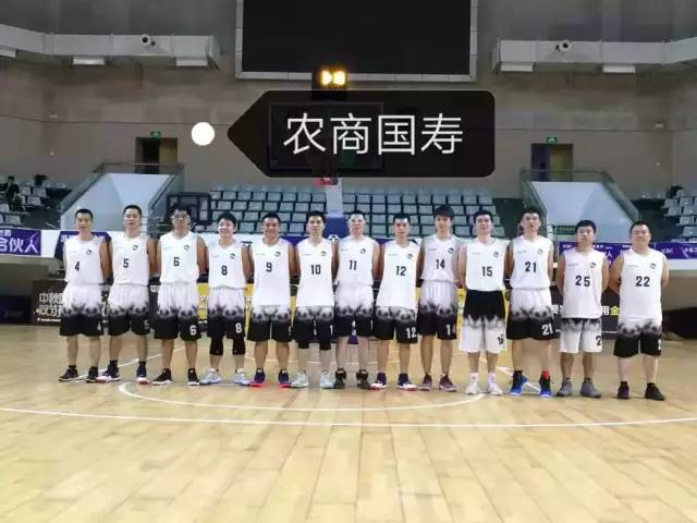 以及重点球星,农商国寿这边当家射手9号林铎在本场比赛手感依旧火热