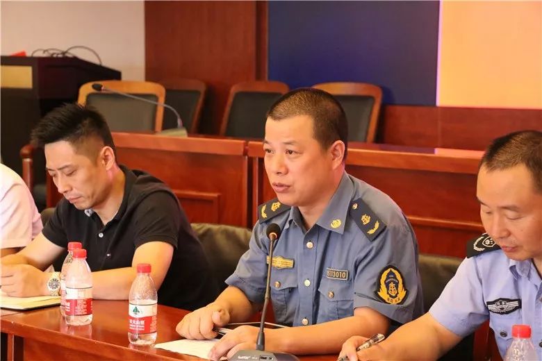 市生态环境局安吉分局开展汽修行业专项整治行动_整改