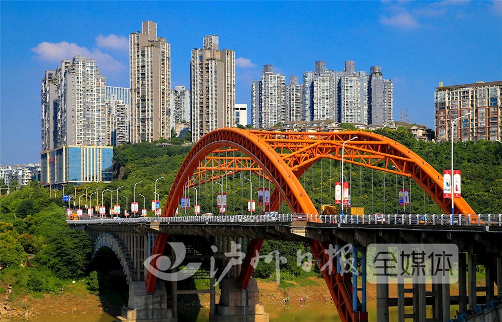 泸州城西开放得越来越好,道路通达,配套也逐渐成熟,所以沱江三桥成为