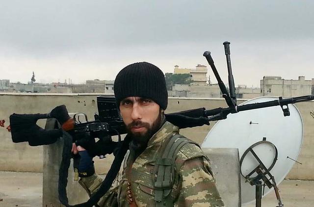 叙利亚传奇狙击手,孤身一人歼敌220人,被记者暴露位置身亡_穆萨