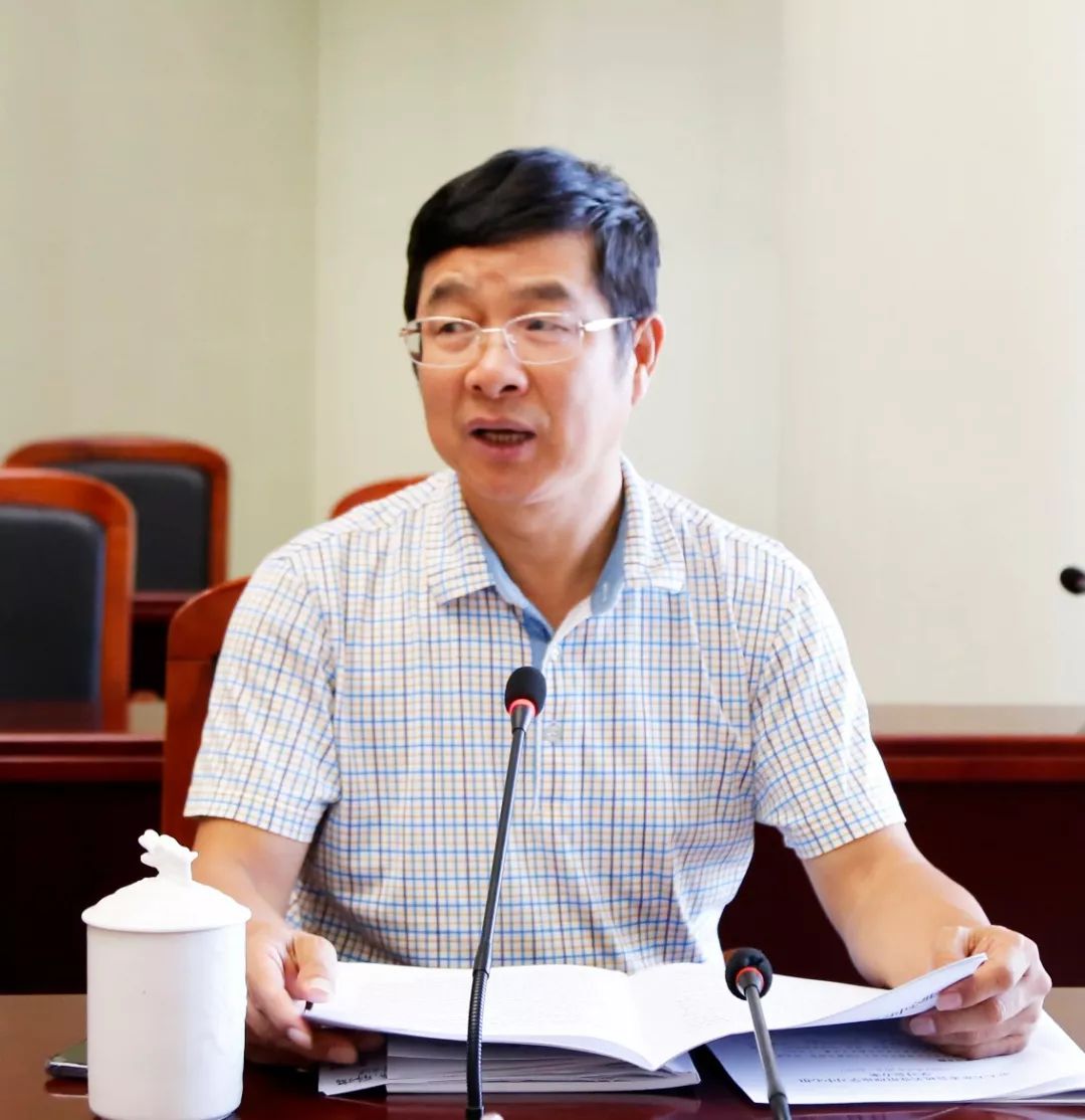 办公室主任李茂凯交流发言市人大常委会机关党组副书记,副秘书长,刘观