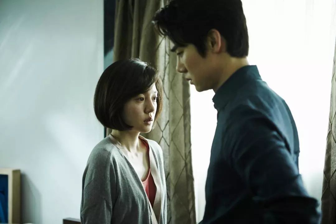 落魄女情陷"危险交易",一部颜值高到能舔屏的犯罪片_智妍