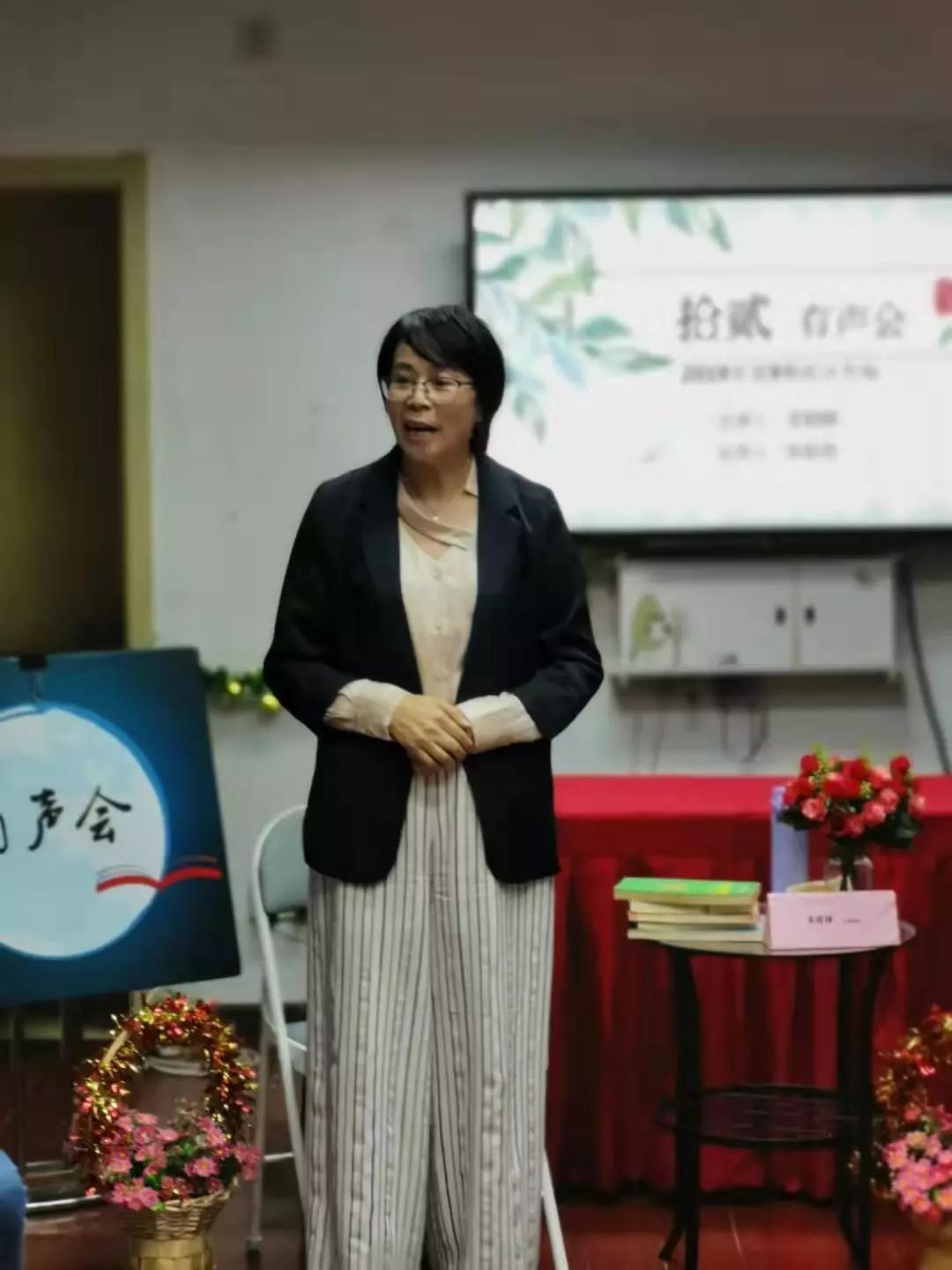 第一次走进读书会现场的陆俊池深有感触地说:"李老师推荐的这本书