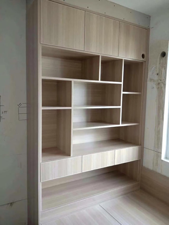 打柜子用免漆板还是选择喷漆很多家庭被忽悠你家选对了吗