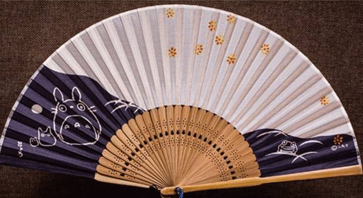 小伙伴可凭银票参与哟等创意手作供大家一展身手现场还有扇子彩绘