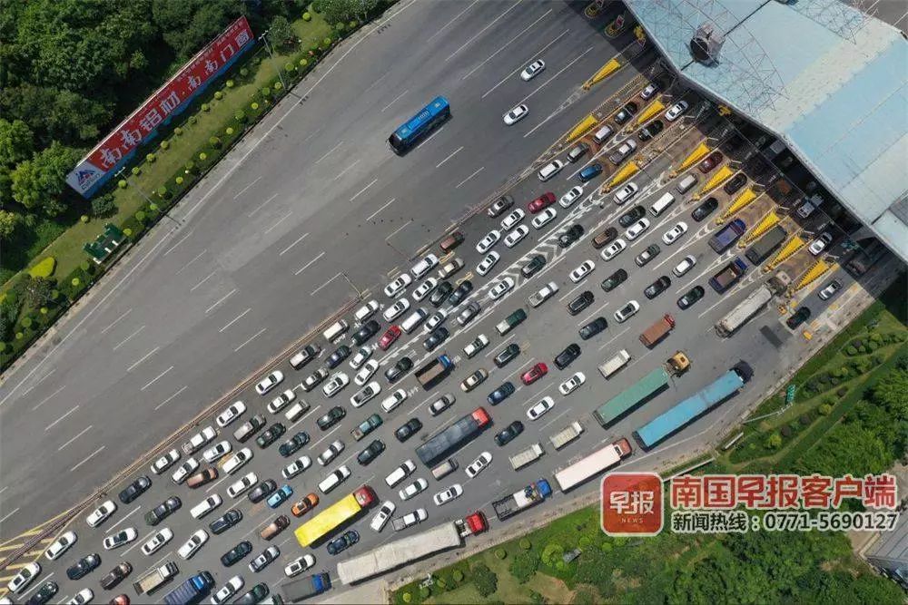必看国庆南宁或成全国首堵错峰出行有门道