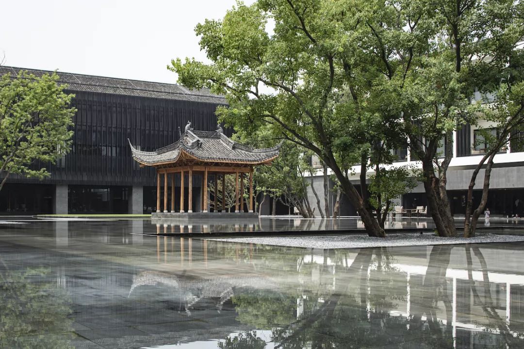 是酒店还是中式游园