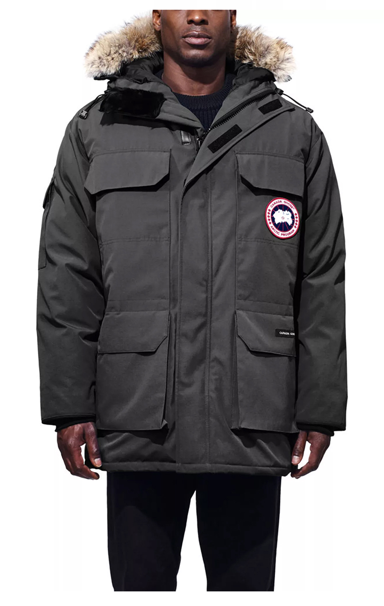 加拿大鹅远征有几款加拿大鹅远征好看吗加拿大鹅远征选s还是xs