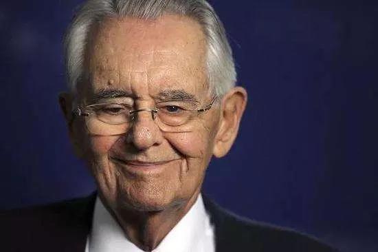 黑石集团 | 彼得·彼得森:当你面临两难选择时,永远选择长远利益_工作