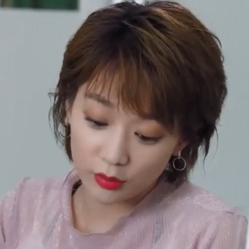 得知她的毕业院校,佩服佩服_陈诗敏