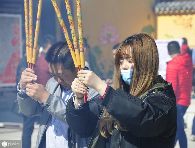 老刘说易为什么要在初一和十五上香98的人都不了解的秘密