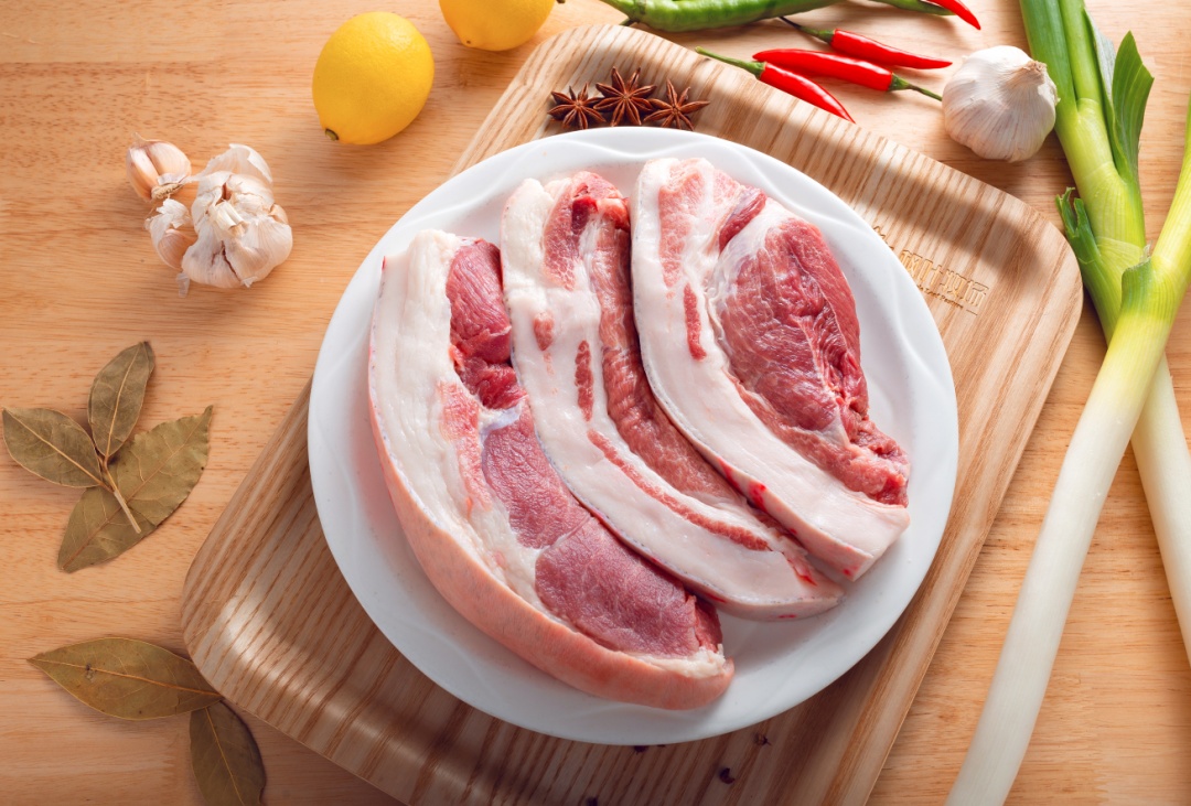 聚焦川藏黑猪古川藏联合中国肉类协会在蓉发布中国优质黑猪肉团体标准