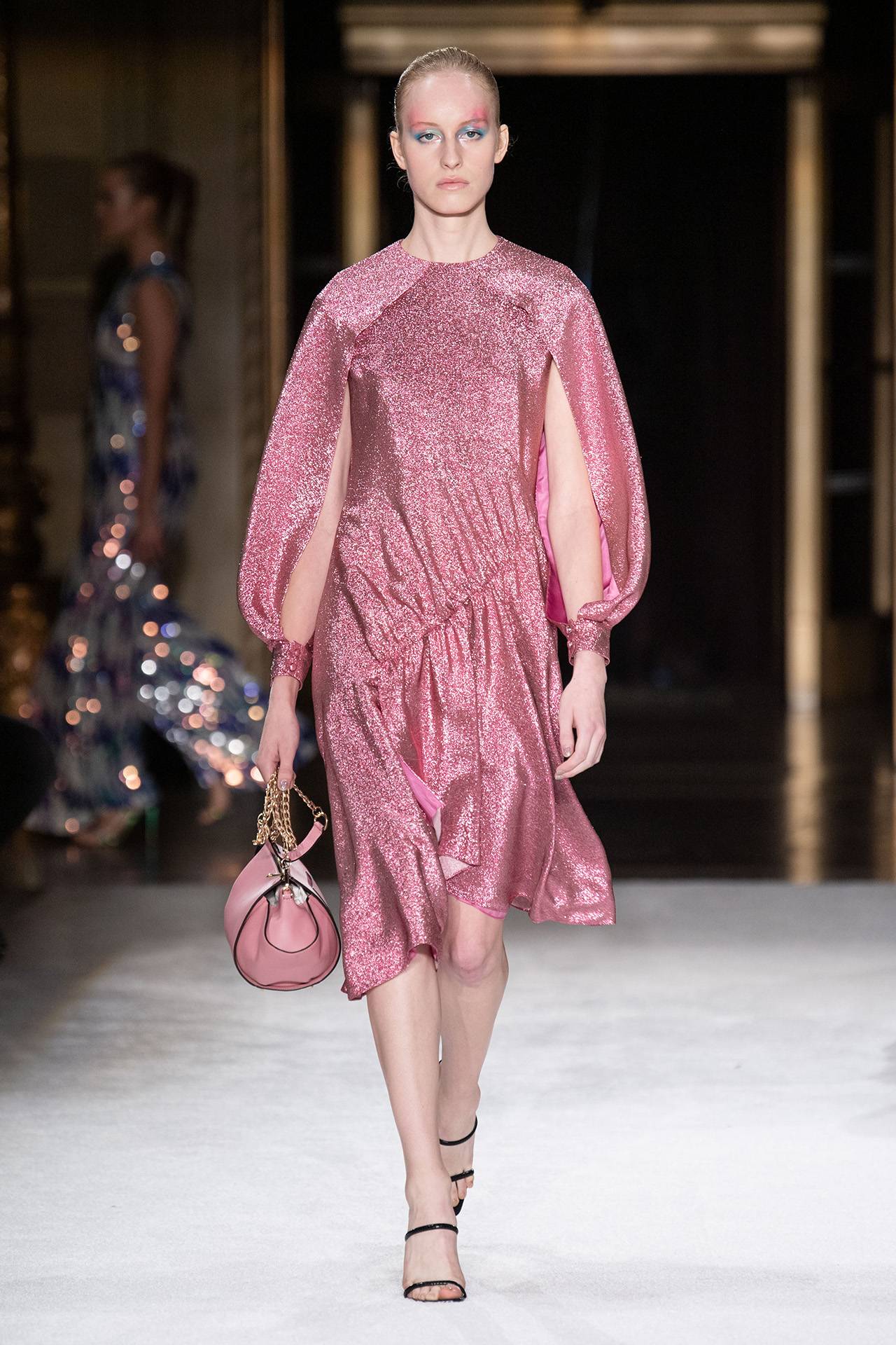 丁香紫淡雅高贵