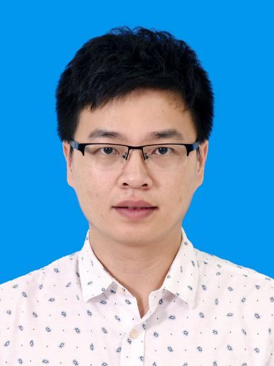 硕士学位,目前博士在读,师从许民辉教授2009年开始从事神经外科工作