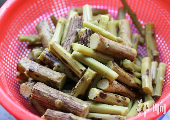 鄞州乡味苋菜管四季皆可食下饭长滋味