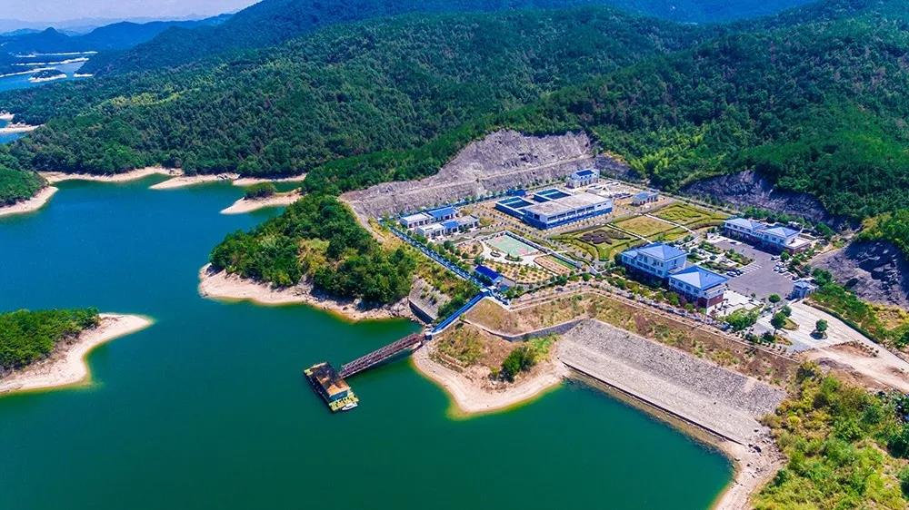 图集有生命的建筑群花园式水厂探访录