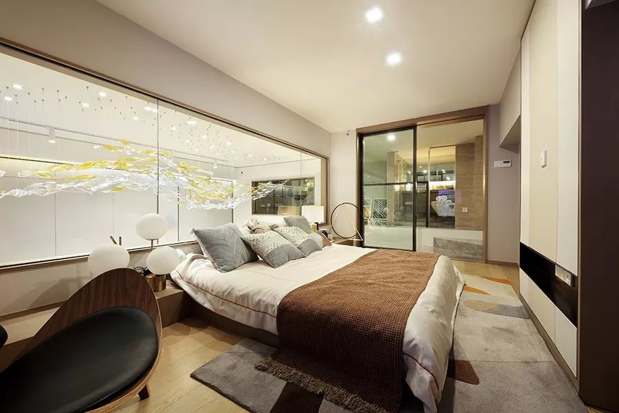 华家池印公馆一脚油门踩到底直达武林广场国庆期间更有惊喜