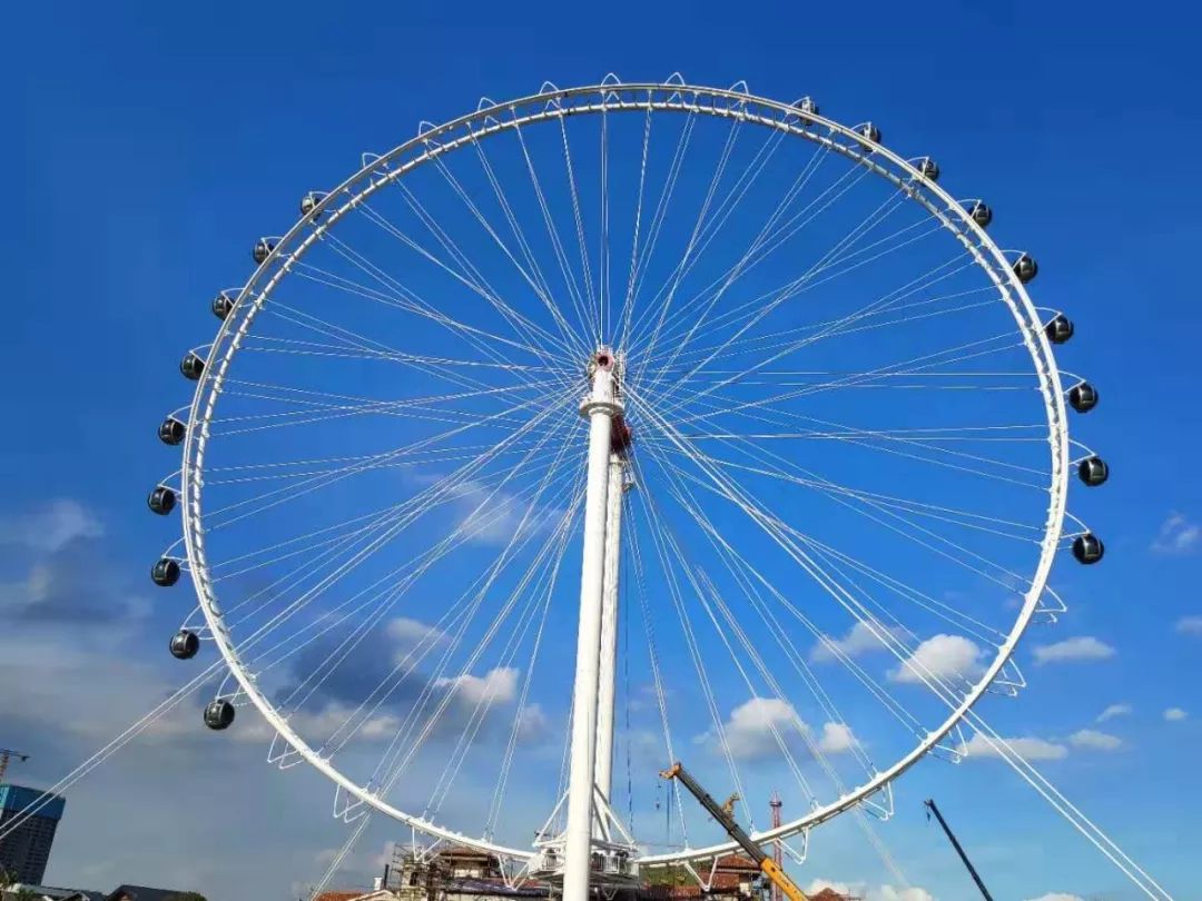 99米"顺德眼"摩天轮