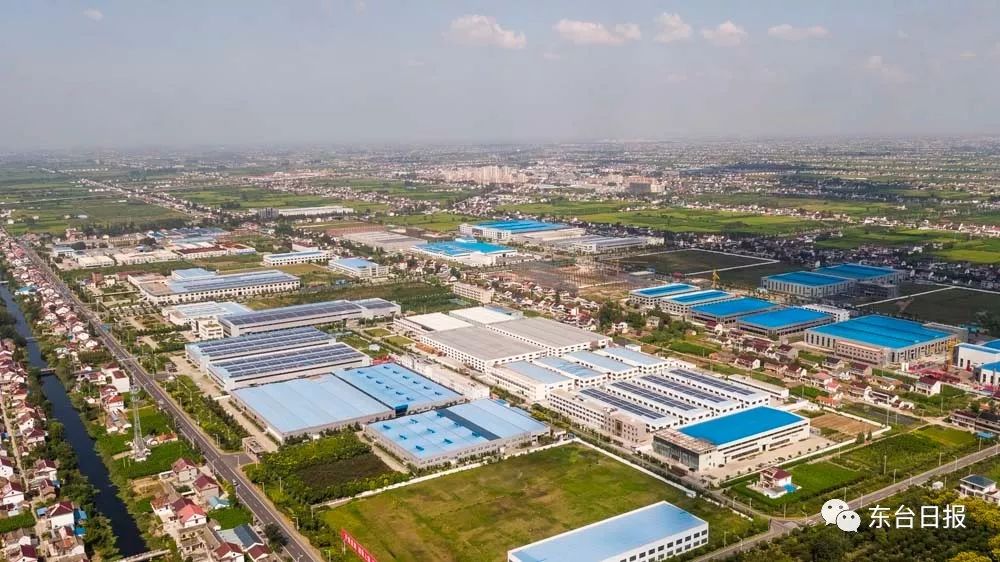 富安镇我有三篇文章要写一台机一根丝一座镇