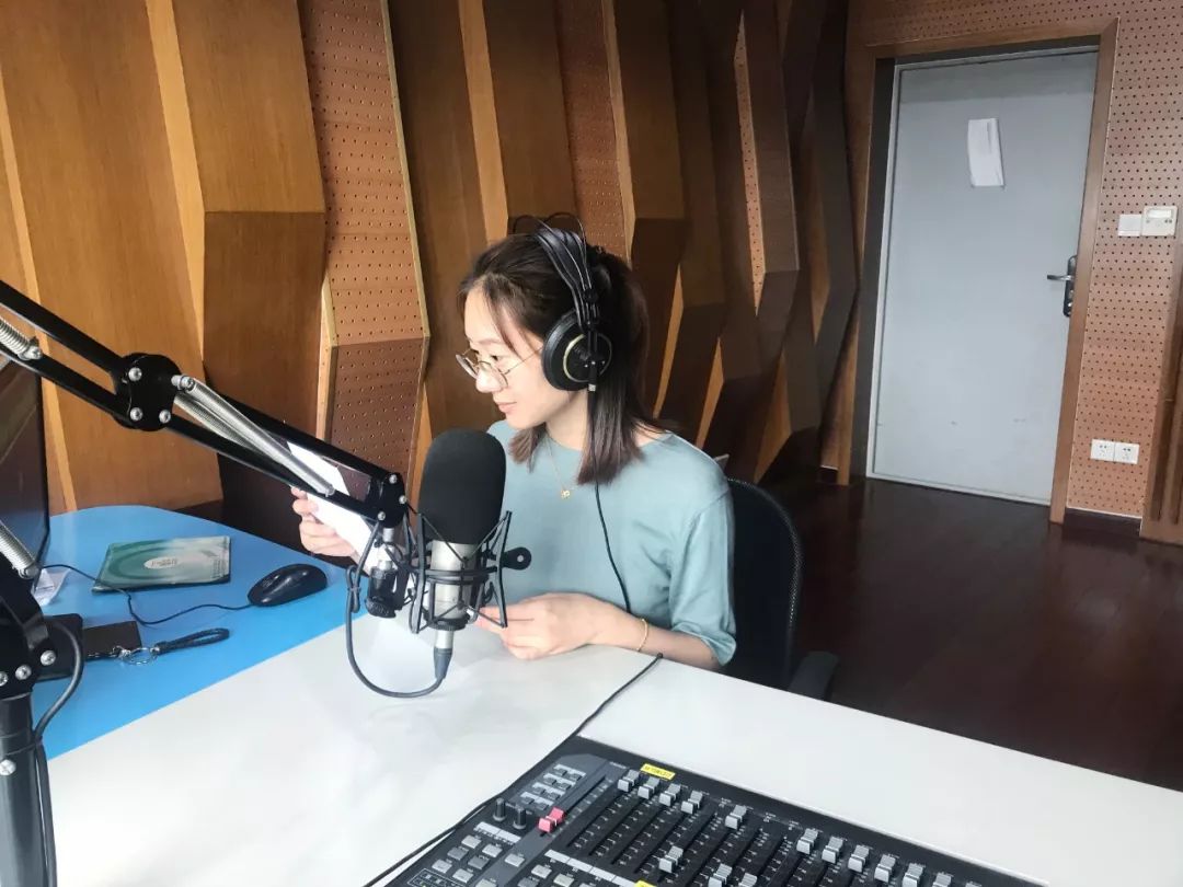 徐慧媛:年轻干部要有"诗和远方"!