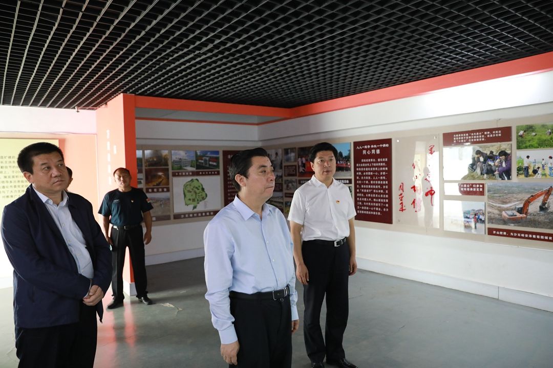 昨天,书记,代市长分别忙着这些事.