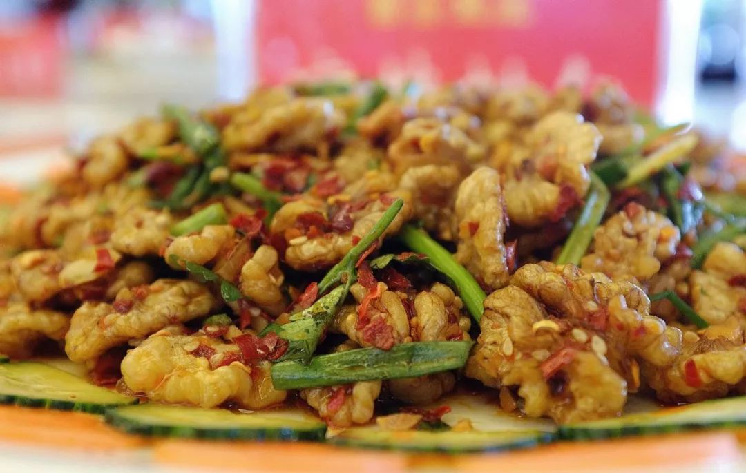 四节专栏2019大姚核桃美食长街宴邂逅一场视觉与味觉的饕餮盛宴