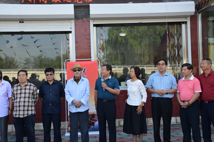 庆祝新中国成立七十周年房山区琉璃河镇举办书画名家笔会