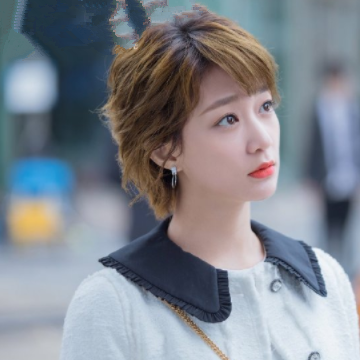 得知她的毕业院校,佩服佩服_陈诗敏