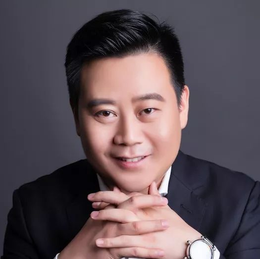 筷子会·人物|孔令俊:有大爱之心方可造大表