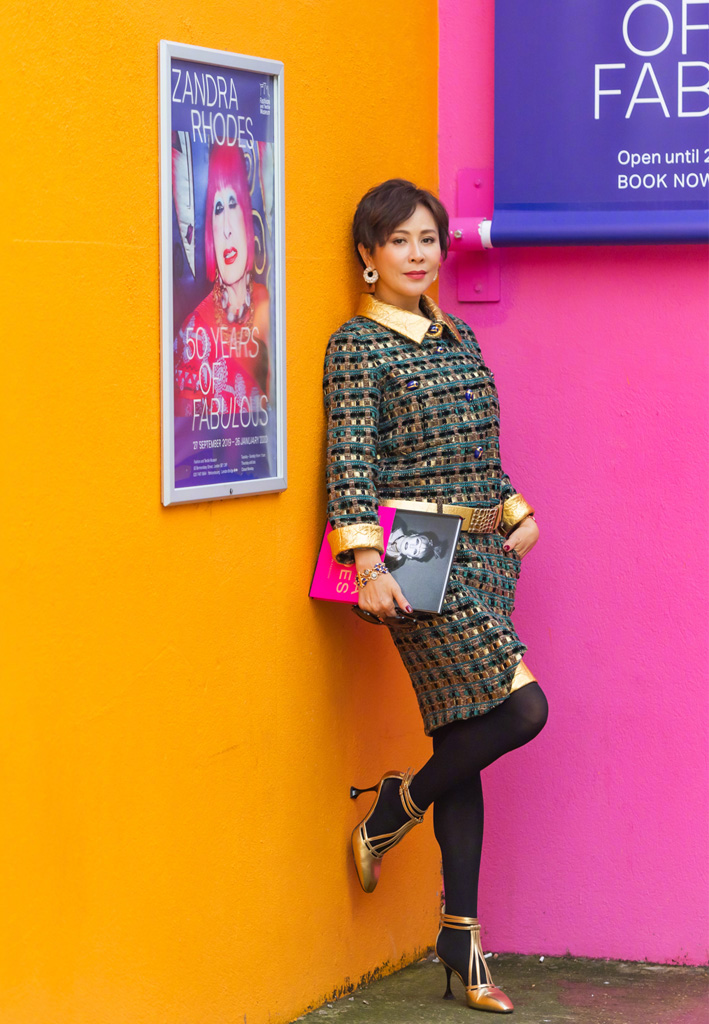 刘嘉玲短发撞脸蔡明穿价值12万服饰够贵气这次看出54岁了