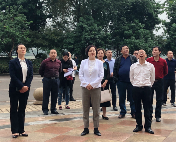 副县长李小蓉等陪同检查.