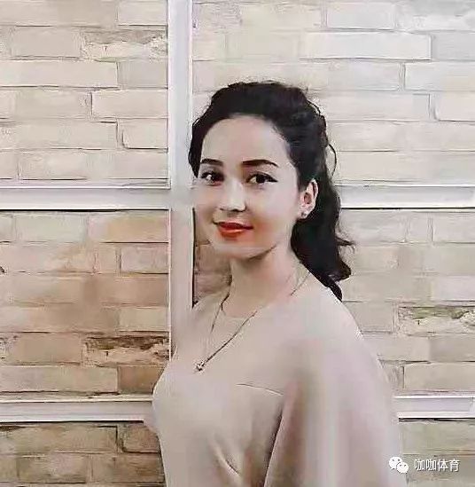 美丽女足生活秀古丽尼格尔艾买提江