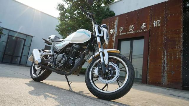 一部iphone11pro就能买到-鑫源dm250到底怎么样?