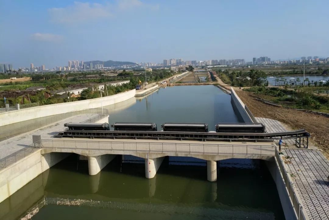 二 · 公司业绩 深圳地铁三号线横岗车辆段 (国内第一个双层车辆段) .