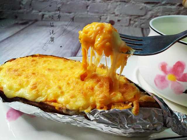 秋风起番薯正当时来道会拉丝的芝士焗番薯老少皆宜