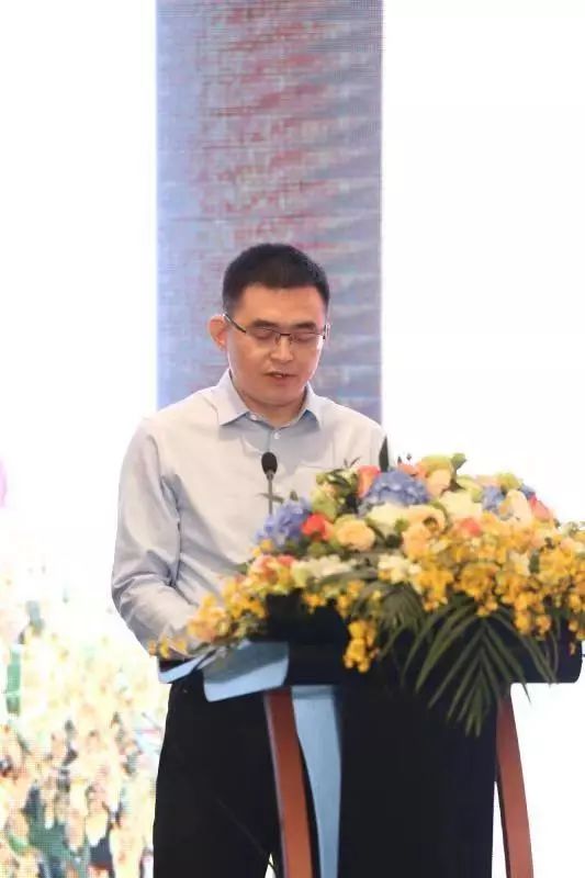 总经理赵晓东出席发布会并作为客户代表发言;随后惠美公司董事长廖周