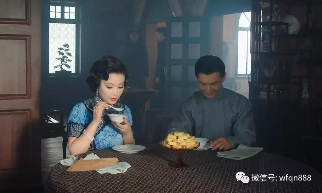 26岁的时候,黄金荣考入上海法租界老北门麦兰巡捕房当探员,因破案有功
