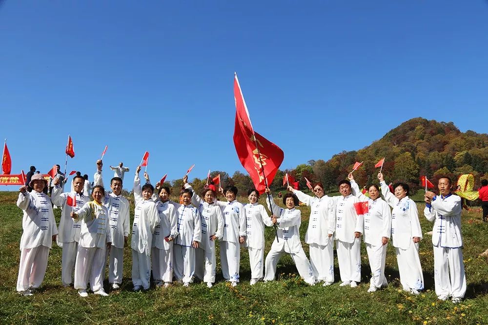 楓韻臨江 紅動中國 | 我市第六屆楓葉節隆重開幕_旅遊