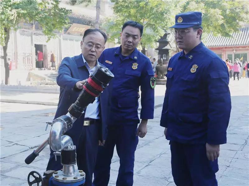 王建民强调,当前正值新中国成立70周年大庆消防安保和"不忘初心,牢记