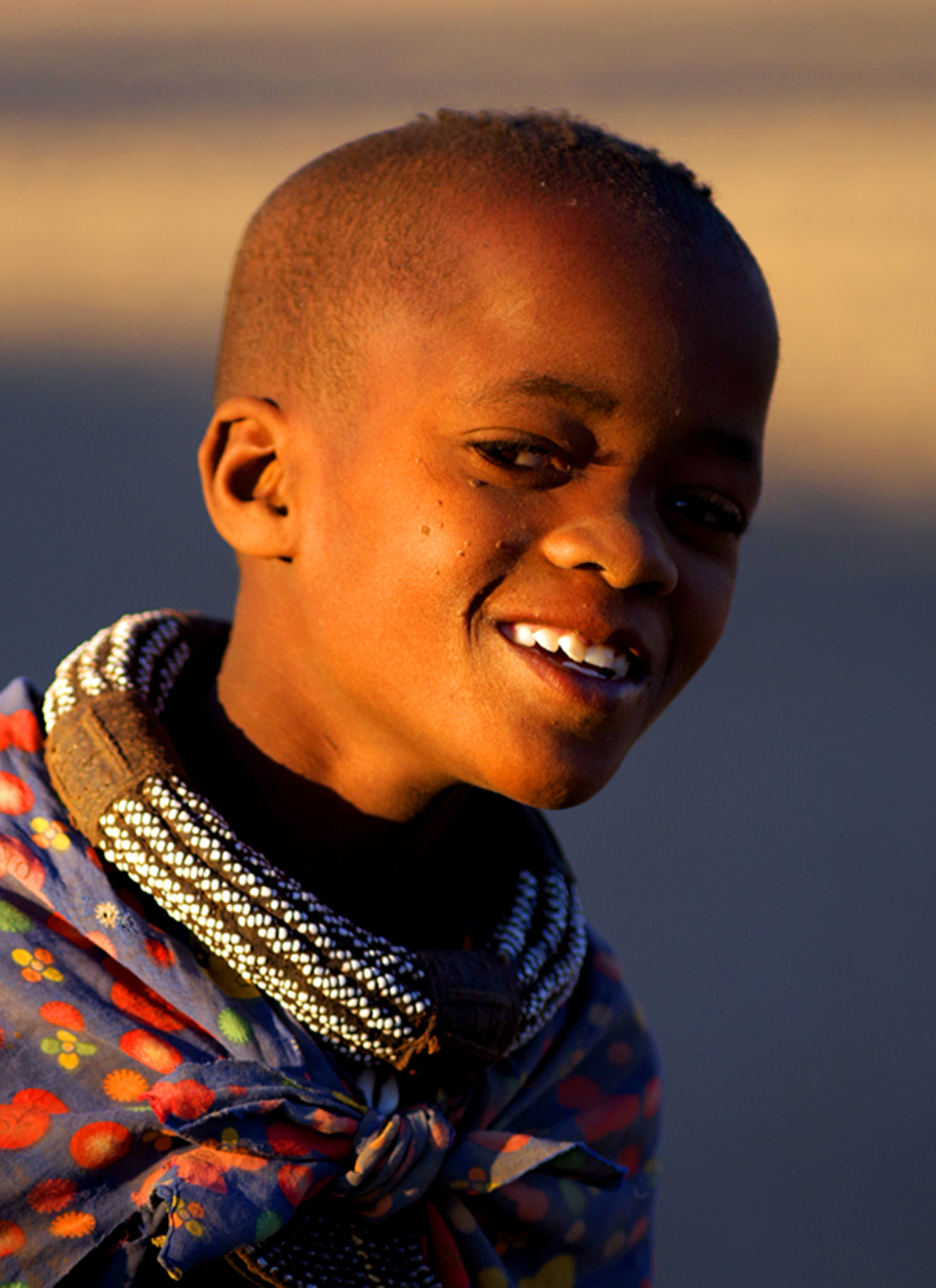 王方辰的狂野非洲,红色泥人部落特写(图)