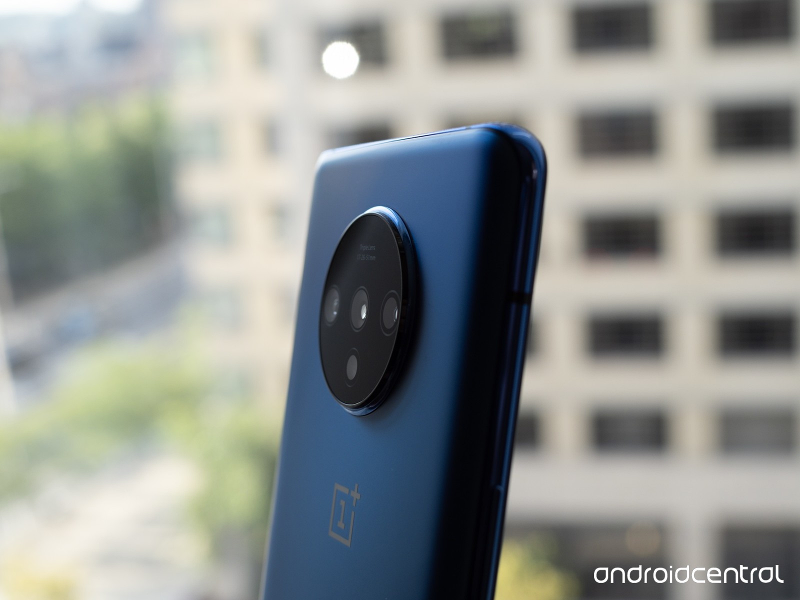 原创一加7t海外版测评五个优点三个缺点奥利奥三摄表现惊喜